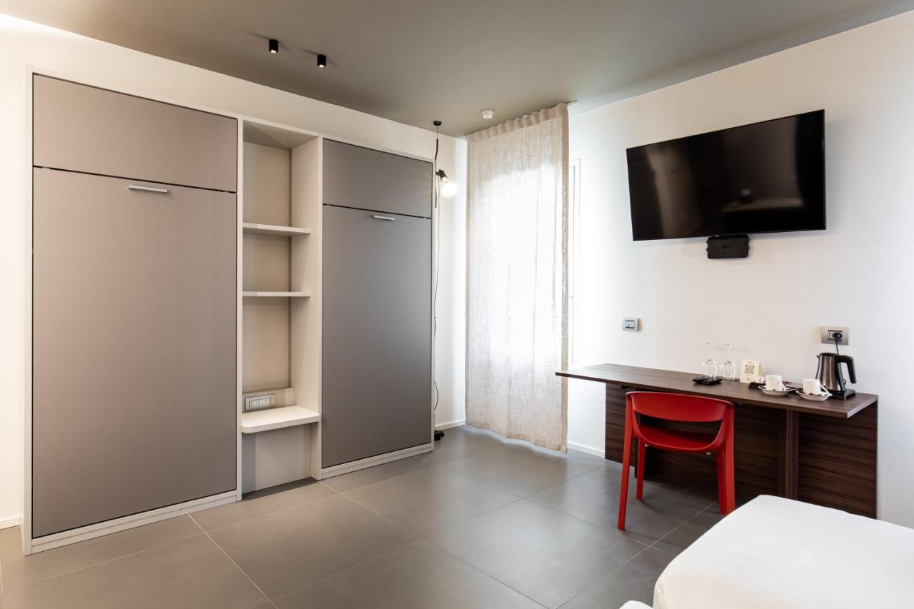 Rb Del Teatro&Apartaments Imola Exterior photo